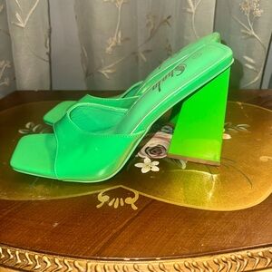 SHEIN Green Heels Sleek Design